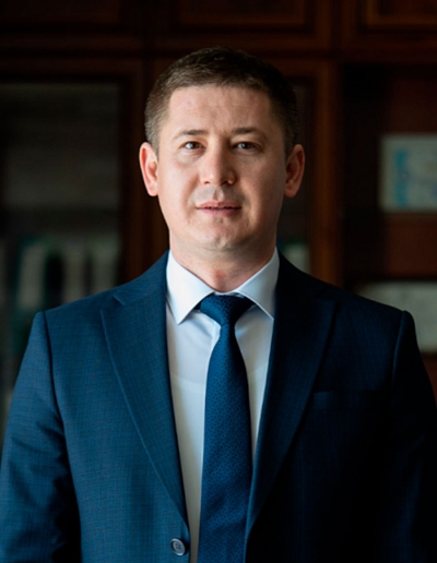 Токмурзин Руслан Рустамович